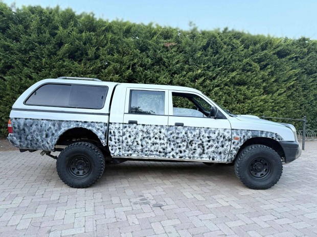 Mitsubishi L 200 Pick Up 2.5 TD DK GL 4WD