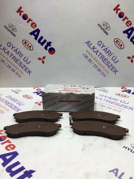 Mitsubishi L 200 f�kbet�t els� MN102622