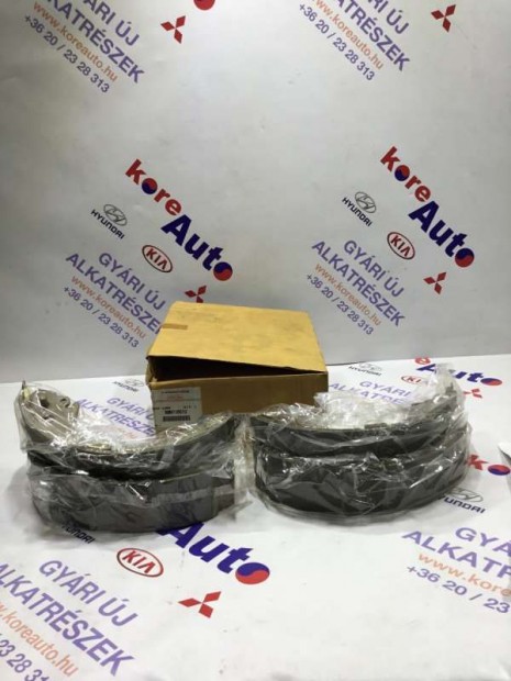 Mitsubishi L 200 f�kpofa MN116512