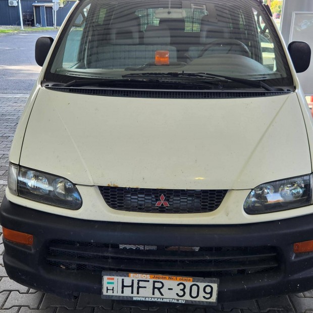 Mitsubishi L 400 2.5 TD Long
