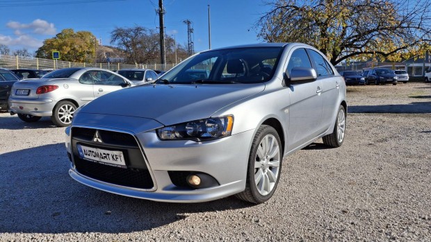 Mitsubishi Lancer 1.5 Invite Sportback Szp ll...