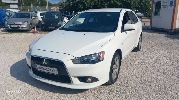 Mitsubishi Lancer 1.5 Invite Sportback Szp ll...