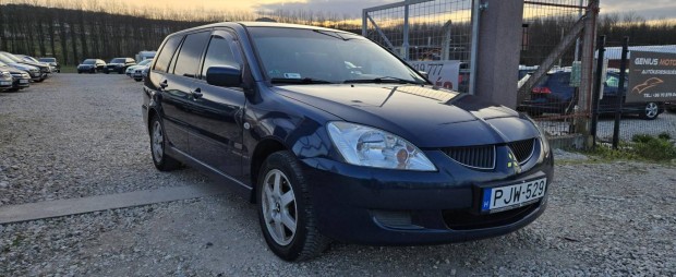 Mitsubishi Lancer 1.6 Diamondline Plüss Ülések