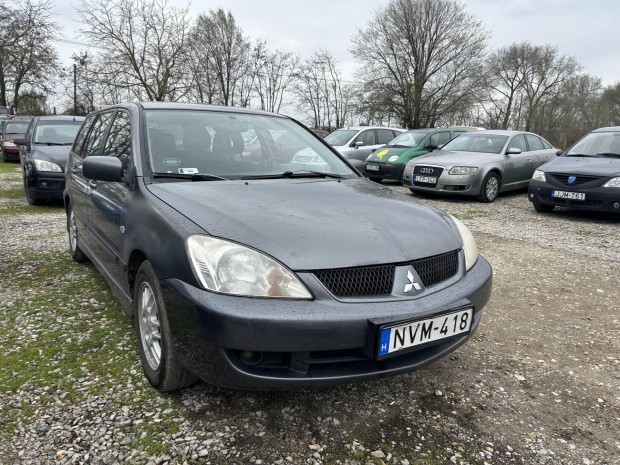 Mitsubishi Lancer 1.6 Invite ACC