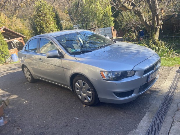 Mitsubishi Lancer 1.8