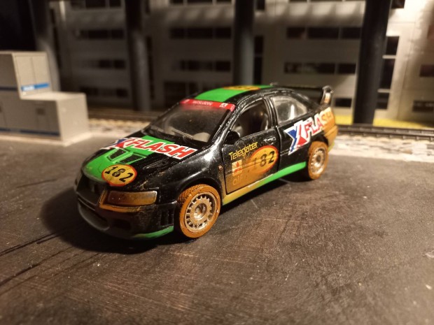 Mitsubishi Lancer Evo rally kisaut