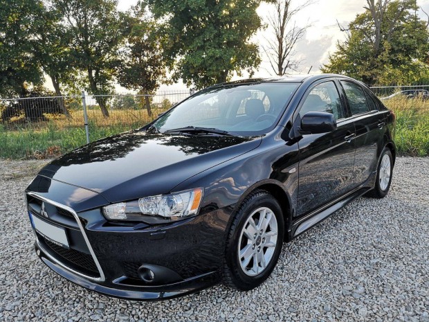 Mitsubishi Lancer Sportback 1.6 Intense AS&G El...