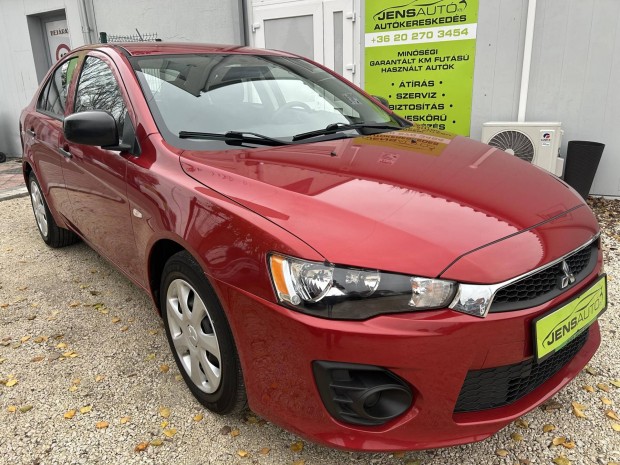 Mitsubishi Lancer Sportback 1.6 Intense Szerviz...