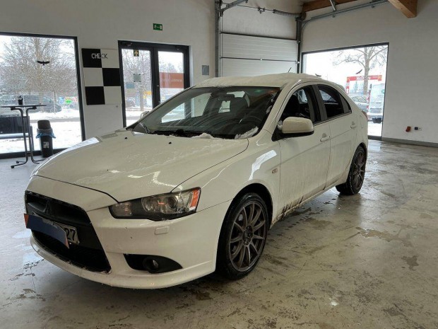 Mitsubishi Lancer Sportback 1.6 Invite 3 �v kit...