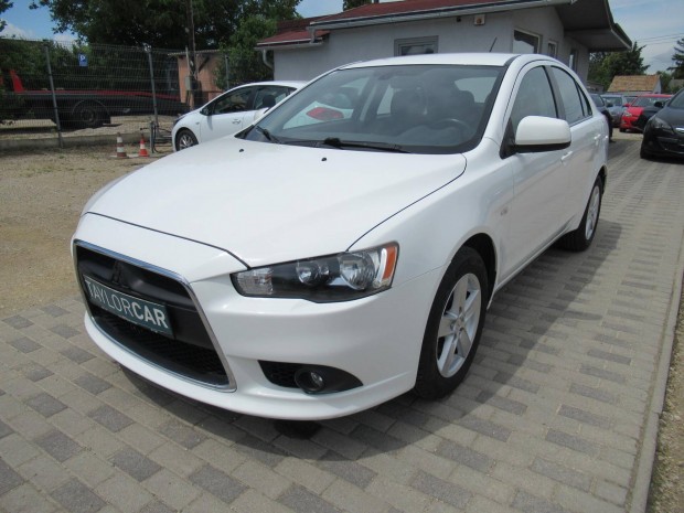 Mitsubishi Lancer Sportback 1.6 Invite / Alufel...