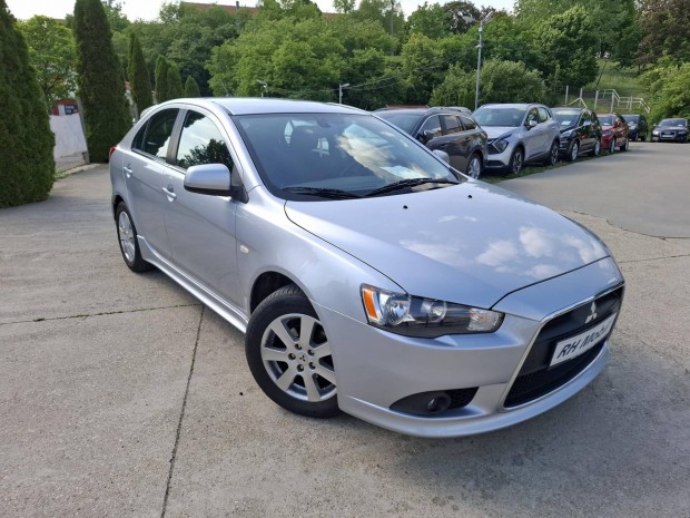 Mitsubishi Lancer Sportback 1.8 Intense 122eKm....