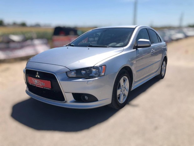 Mitsubishi Lancer Sportback 1.8 Invite (EU5) 3...