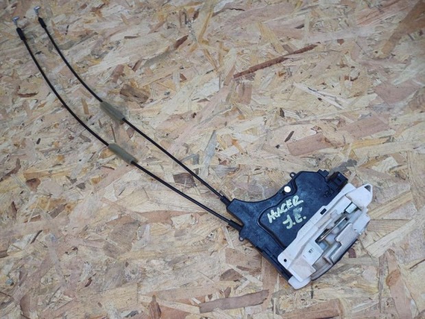 Mitsubishi Lancer VIII (2008-2017) Jobb Els� Ajt� K�zpontiz�r