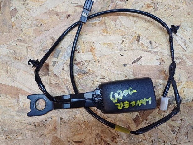 Mitsubishi Lancer VIII (2008-2017) Jobb Els� �l�s Biztons�gi �v Csat