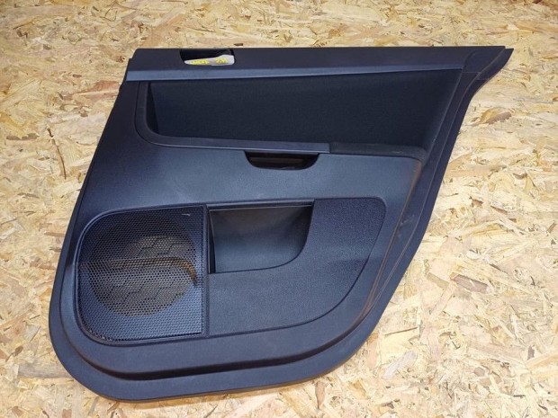 Mitsubishi Lancer VIII (2008-2017) Jobb H�ts� Ajt�k�rpit