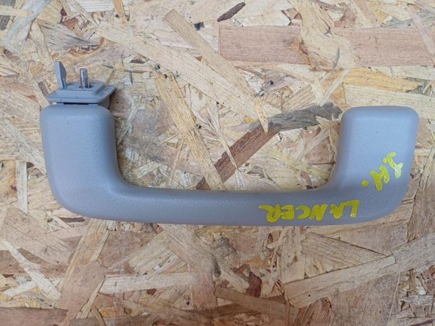 Mitsubishi Lancer VIII (2008-2017) Jobb H�ts� Fels� Burkolat