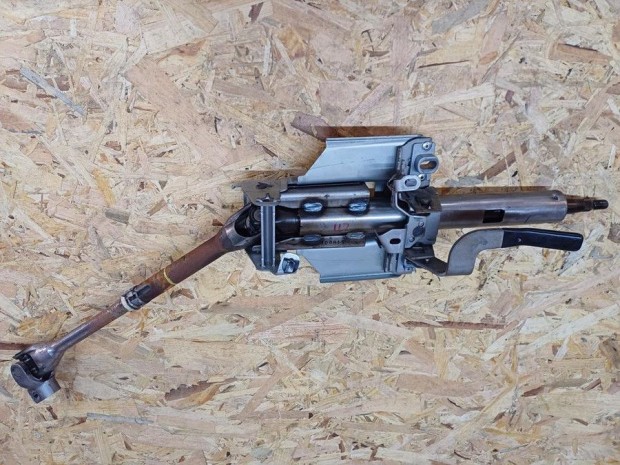 Mitsubishi Lancer VIII (2008-2017) Korm�nyoszlop