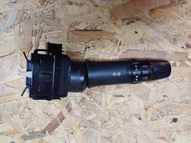 Mitsubishi Lancer VIII (2008-2017) L�mpa Kapcsol�