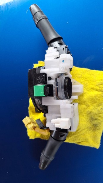 Mitsubishi Lancer VIII index �s ablakt�rl� kapcsol�