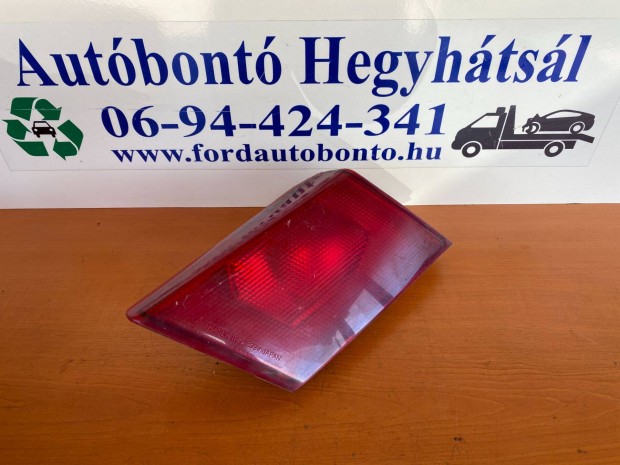 Mitsubishi Lancer V lépcsőshátú jobb csomagtérajtó lámpa