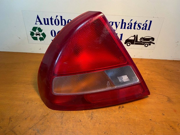 Mitsubishi Lancer (93-96) bal hátsó lámpa