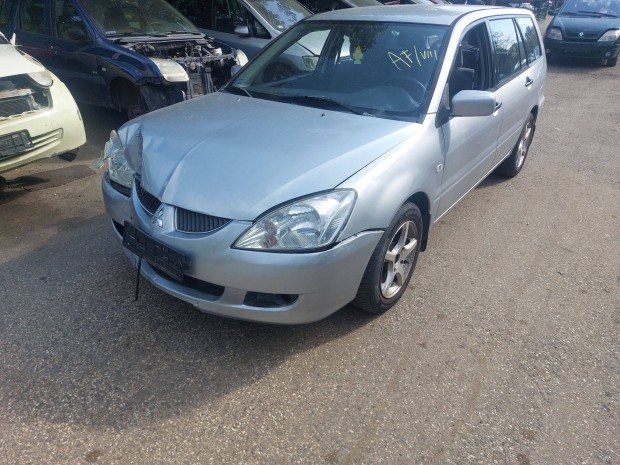 Mitsubishi Lancher 1.6 alkatrészei kombi