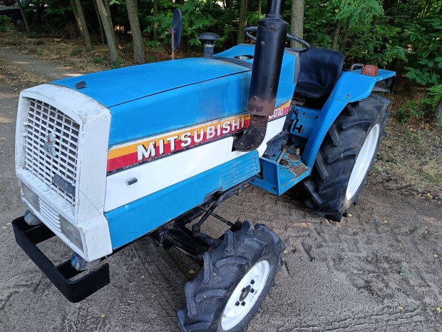 Mitsubishi MT2001D kistraktor