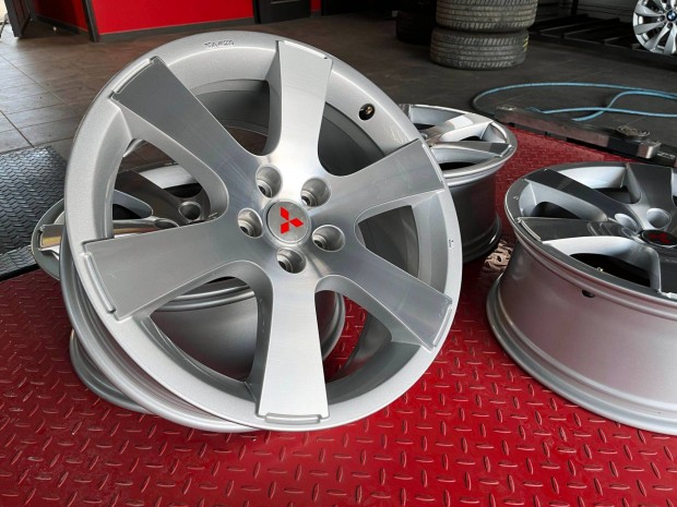 Mitsubishi Outlander 19" 5x114,3 gyri alufelni 19 coll ASX