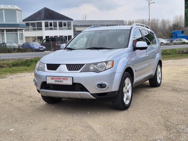 Mitsubishi Outlander 2.0 DI-D Intense Plus