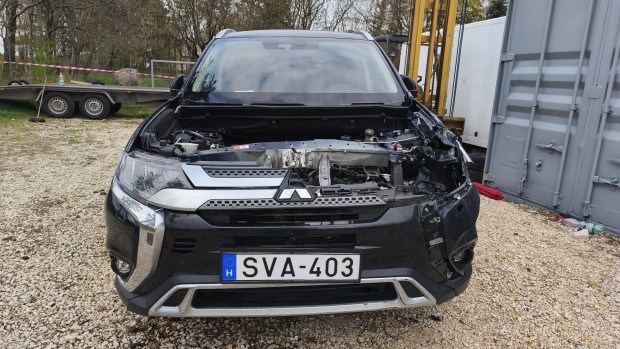 Mitsubishi Outlander 2.0 Mivec Instyle Premium...