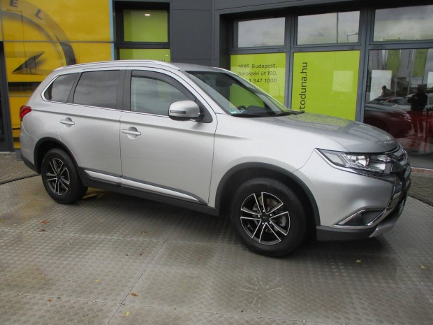 Mitsubishi Outlander 2.0 Mivec Invite