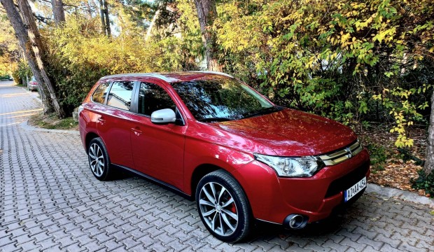 Mitsubishi Outlander 2.0 Mivec Invite Mint Az j