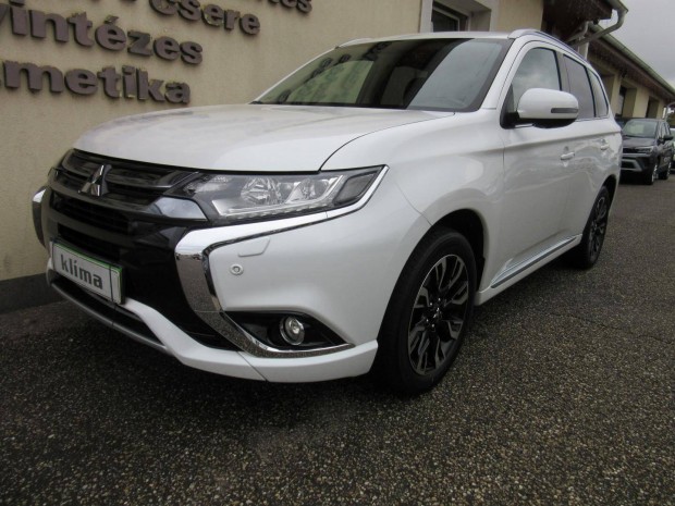 Mitsubishi Outlander 2.0 Phev Instyle Navi 4WD...