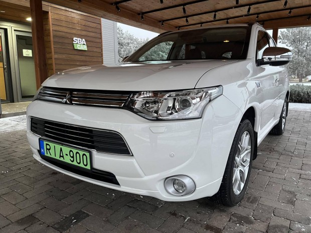 Mitsubishi Outlander 2.0 Phev Intense Plus 4WD CVT