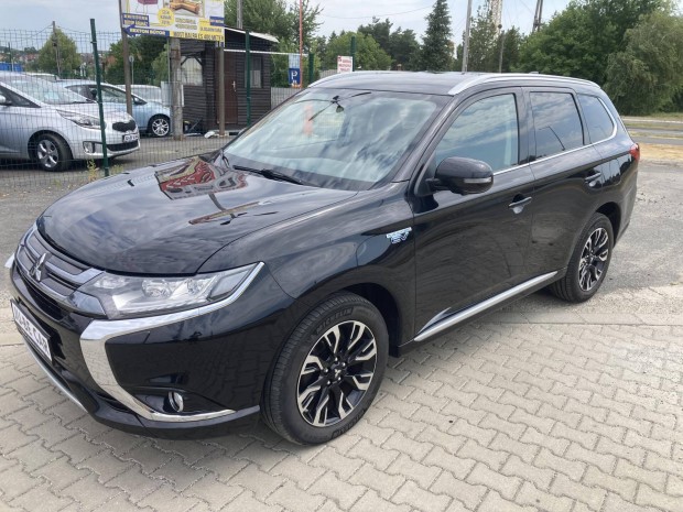 Mitsubishi Outlander 2.0 Phev Intense Plus 4WD...