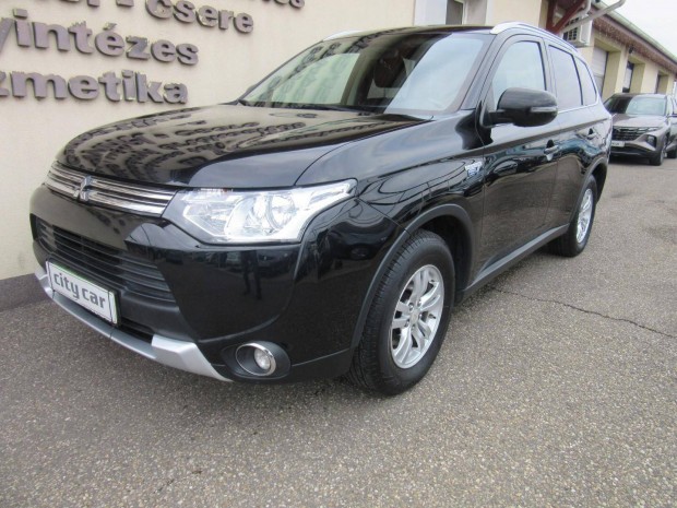 Mitsubishi Outlander 2.0 Phev Intense Plus 4WD...