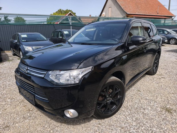 Mitsubishi Outlander 2.0 Phev Intense Plus 4WD...