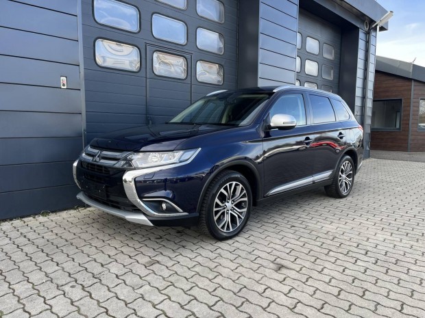 Mitsubishi Outlander 2.2 DI-D Instyle Navi 4WD...