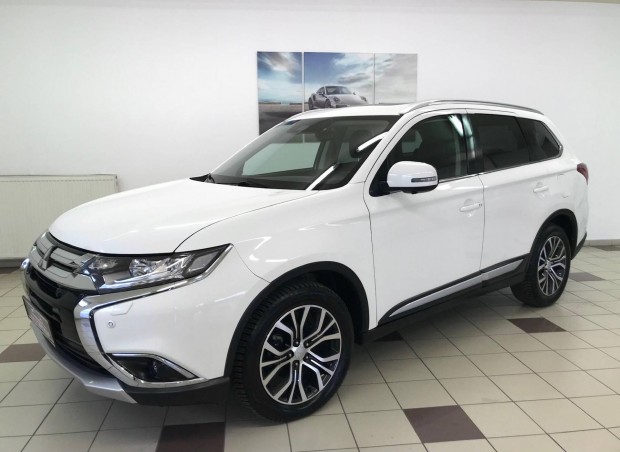 Mitsubishi Outlander 2.2 DI-D Instyle Premium 4...