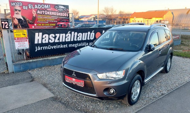 Mitsubishi Outlander 2.2 DI-D Intense Plus Auto...
