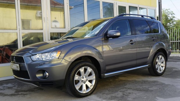 Mitsubishi Outlander 2.2 D Instyle Megkímélt!
