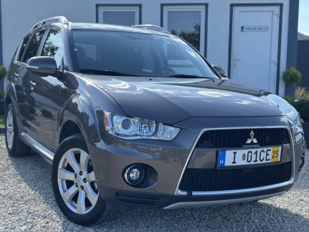 Mitsubishi Outlander 2.2 D Instyle Navi //Rockf...