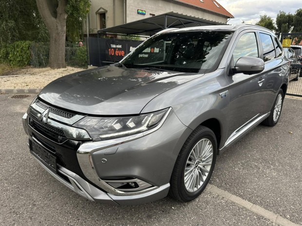 Mitsubishi Outlander 2.4 Phev Instyle Premium 4...