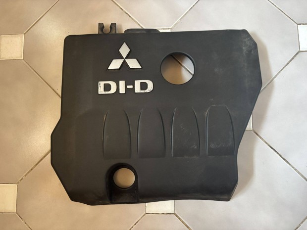 Mitsubishi Outlander Motorburkolat 1003A106
