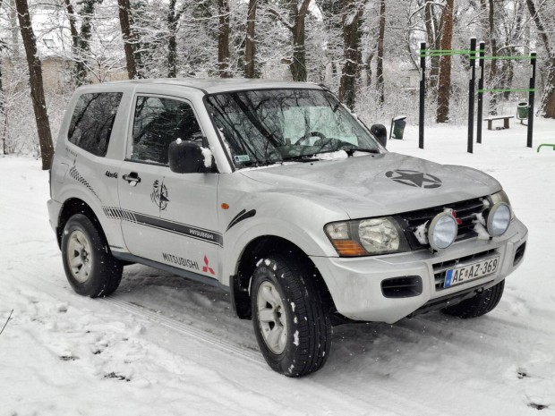 Mitsubishi Pajero 2.5 TD GL Olasz Rozsdamentes....