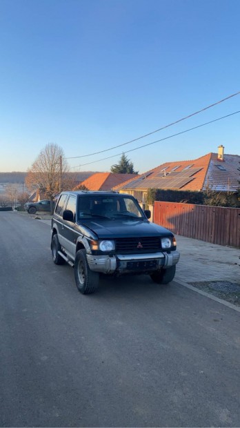 Mitsubishi Pajero 2.5td Bonts