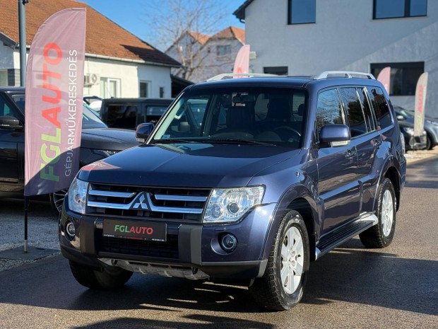 Mitsubishi Pajero 3.2 DI-DC Instyle (Automata)...