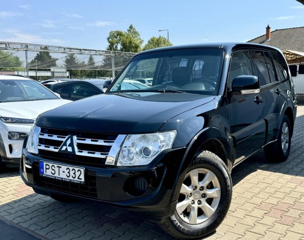 Mitsubishi Pajero 3.2 DI-D Invite 7Szemlyes!Na...