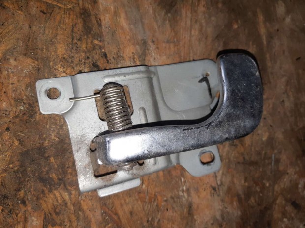 Mitsubishi Pajero Bal Els� Bels� Ajt�kilincs