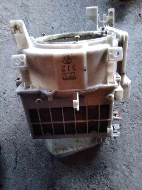 Mitsubishi Pajero Fűtés Box